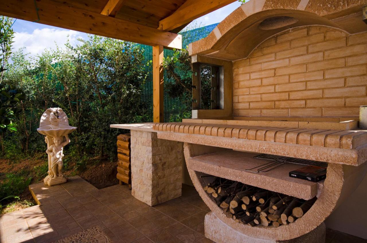 Moma Villa *