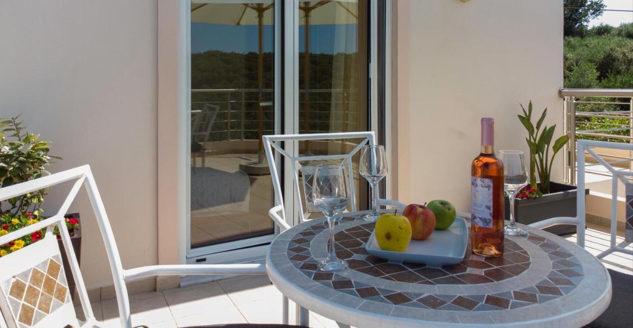 Moma Villa